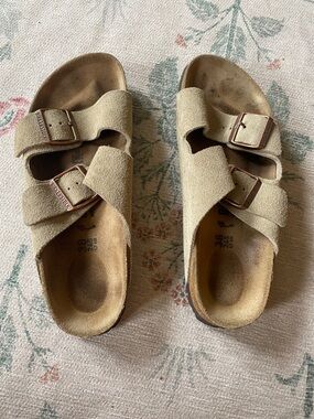 Birkenstock Arizona suede taupe size 38 women’s